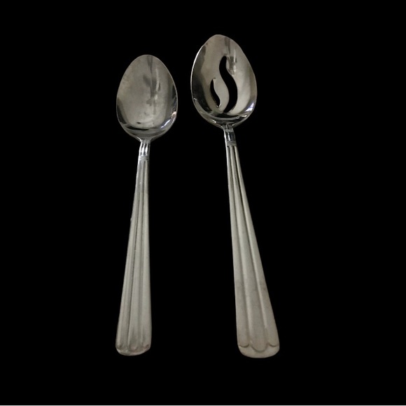 Kingston WALLACE SILVER Slotted Serving Spoon & Tablespoon Replacement Flatware - Picture 2 of 3